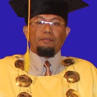 Dr. Ruslin Hadanu, S.Pd., M.Si.