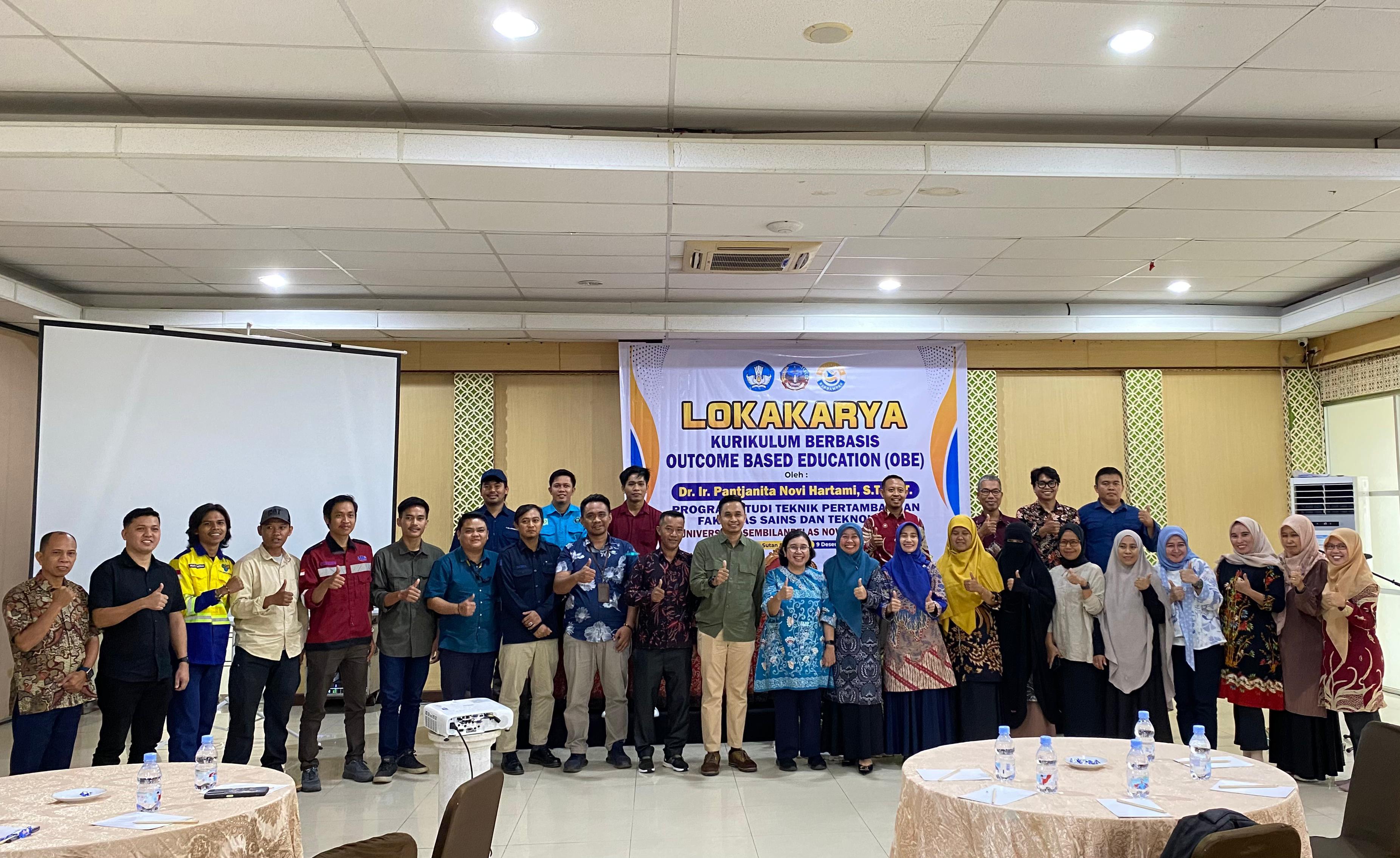 Lokakarya Kurikulum Berbasis OBE Teknik Pertambangan FST Universitas Sembilanbelas November Kolaka Perkuat Kualitas Lulusan